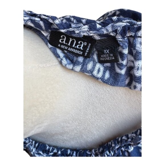 a.n.a 1X Sleeveless Blouse Navy White Geometric Print Boho Casual (2453-1) - Picture 3 of 4